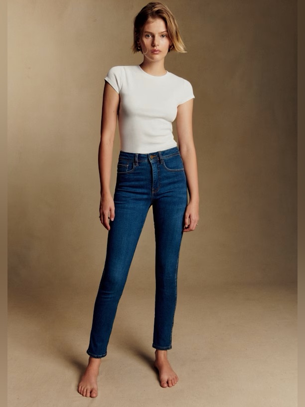 Sezane Slim Parfait Jeans In Denim Blue Size 38